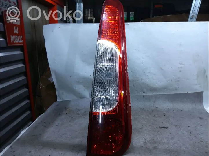 Ford C-MAX I Lampa tylna 1347454