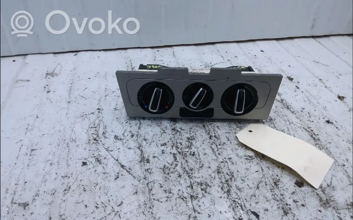 Volkswagen Polo V 6R Air conditioning/heating control unit 6R0820045Q