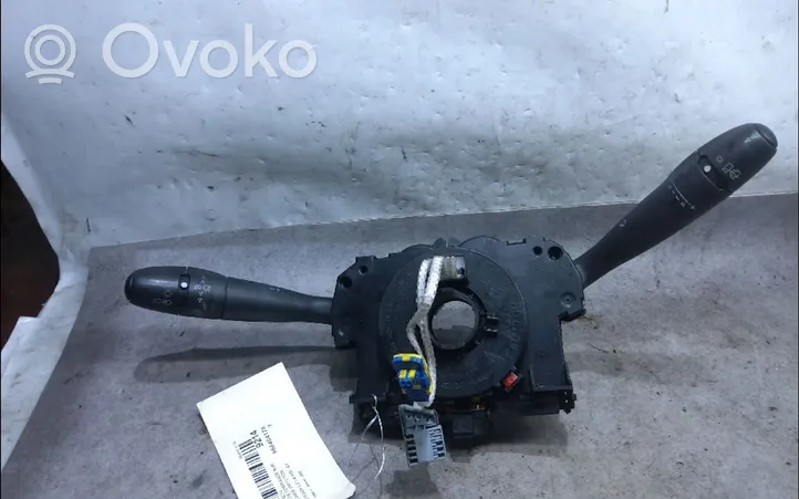 Citroen C2 Leva/interruttore dell’indicatore di direzione e tergicristallo 98069813XT