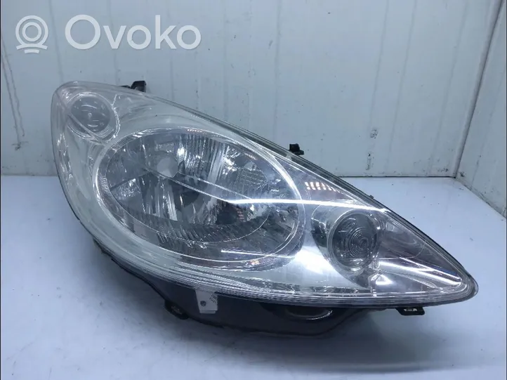 Peugeot 1007 Lampa przednia 620649