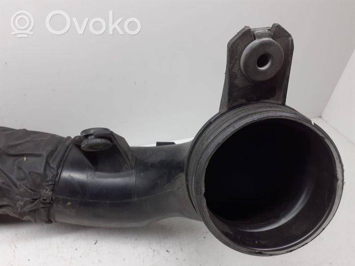 Hyundai ix 55 Air intake hose/pipe 282123J000