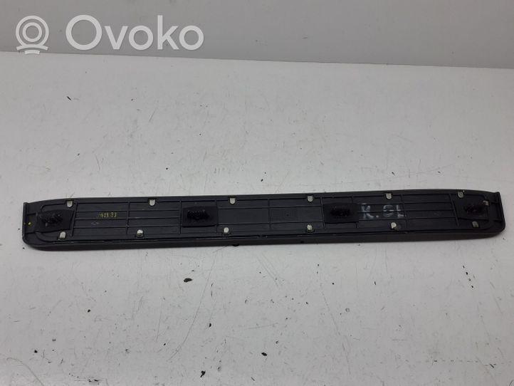 Hyundai ix 55 Rear sill trim cover 858913J100