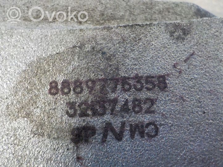 Volvo XC40 Łapa / Mocowanie silnika 32137482