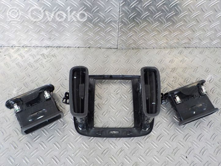 Volvo XC40 Griglia di ventilazione centrale cruscotto 31442626