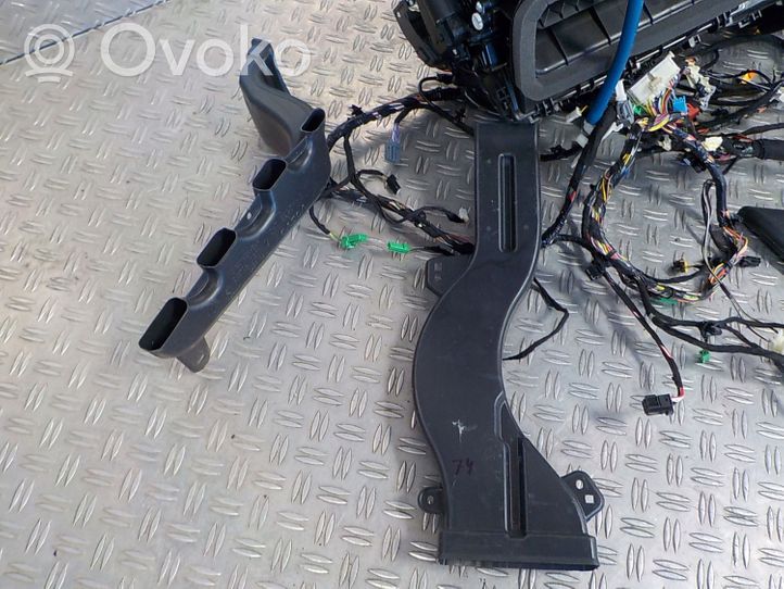 Volvo XC40 Scatola climatizzatore riscaldamento abitacolo assemblata 