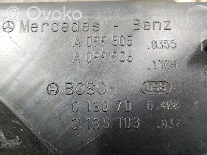Mercedes-Benz C W205 Jäähdyttimen jäähdytinpuhallin A0999061300