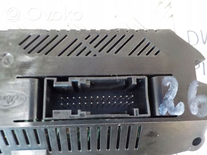 Ford Kuga II Oro kondicionieriaus/ klimato/ pečiuko valdymo blokas (salone) DV4T18C612AE