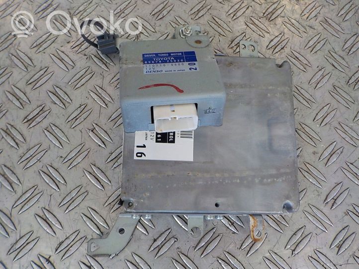 Toyota Dyna U300 U400 Engine control unit/module 8966125161