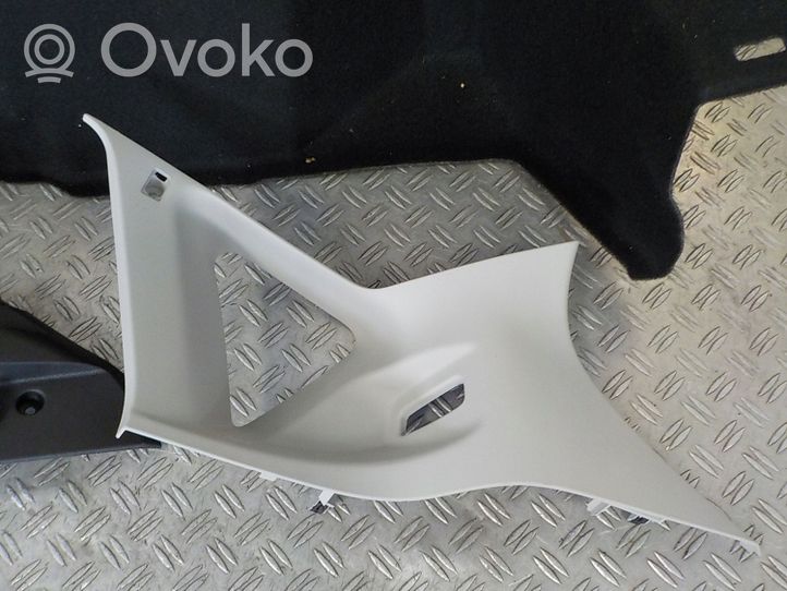 Ford Fiesta Untere Seitenverkleidung Kofferraum 8A61A31016BDW