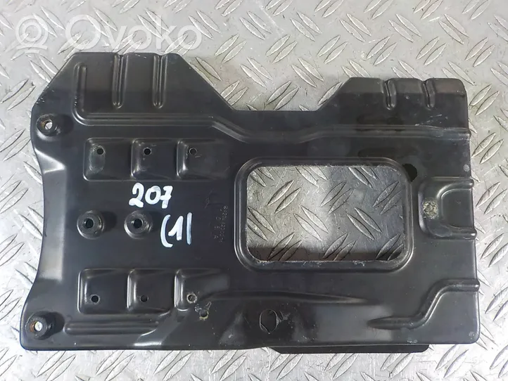 Mercedes-Benz E C207 W207 Battery tray A2046200018