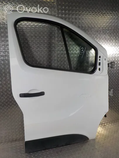 Renault Trafic III (X82) Front door 