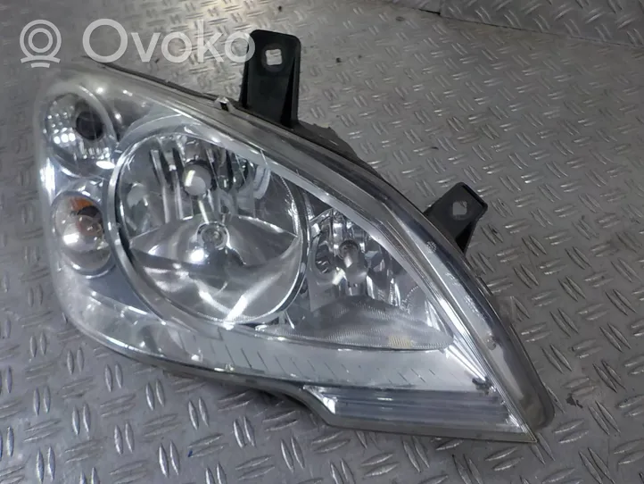 Mercedes-Benz Vito Viano W639 Faro/fanale 0102000200