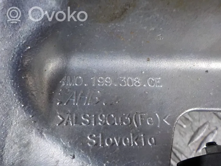 Audi A4 S4 B9 8W Łapa / Mocowanie silnika 4M0199308CE