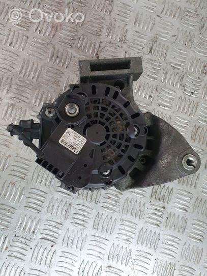 Opel Insignia B Alternator 39007852