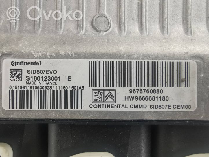 Citroen DS4 Sterownik / Moduł ECU 9666681180