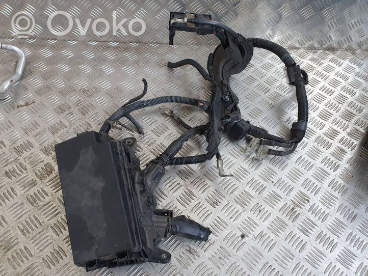 Toyota Prius (XW50) Boîte à fusibles 82641-47050-A