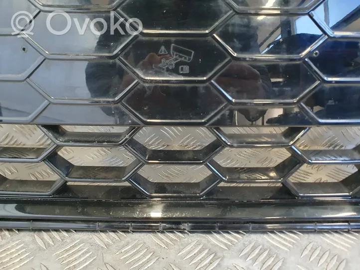 Audi A4 S4 B9 Maskownica / Grill / Atrapa górna chłodnicy 8W0853651EB