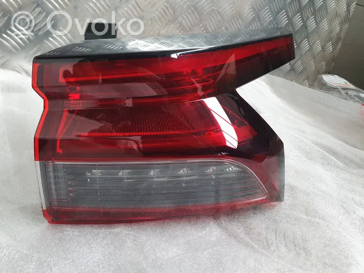 Nissan Qashqai J12 Lampa tylna 