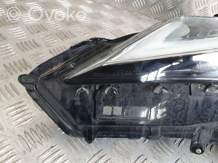 Lexus UX Lampa przednia 