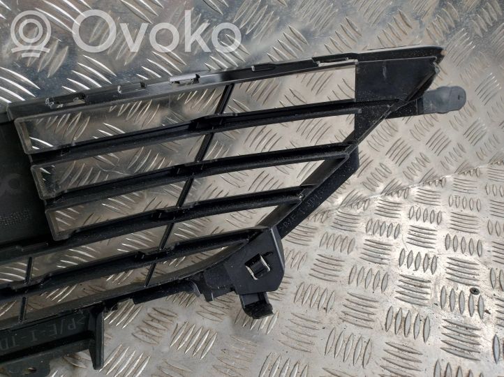 Renault Megane IV Apakšējais režģis (trīsdaļīgs) 622548476R