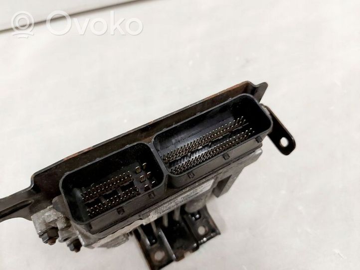 KIA Venga Unité de commande, module ECU de moteur 39130-2A300