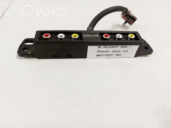 Peugeot 5008 Câble adaptateur AUX 9667112277