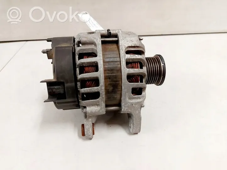 Renault Clio IV Alternator 