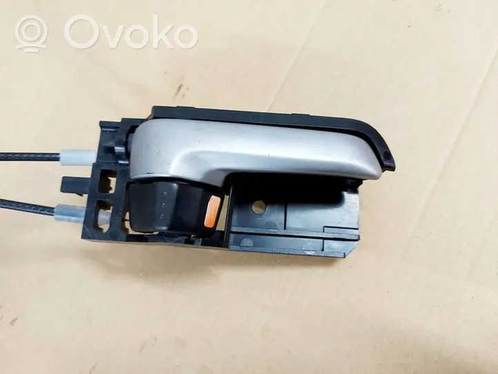 Opel Agila B Front door lock 82201-51K50