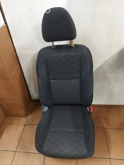 Nissan Qashqai Asiento delantero del pasajero 