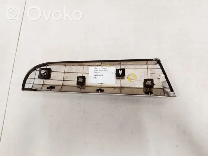 KIA Sportage Takaoven lista (muoto) 83280-3W010