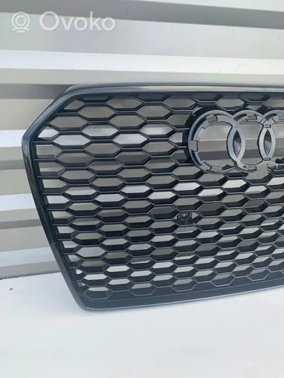 Audi RS6 C7 Grille calandre supérieure de pare-chocs avant 4G0853653N