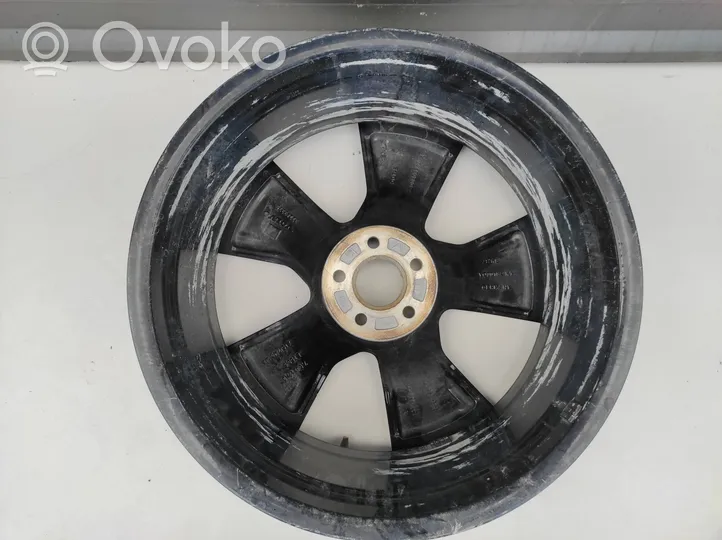 Volvo XC40 Felgi aluminiowe R19 32243375