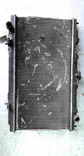 Nissan Almera N16 Radiateur de refroidissement 