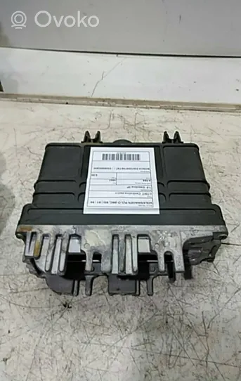 Volkswagen Polo II 86C 2F Calculateur moteur ECU 