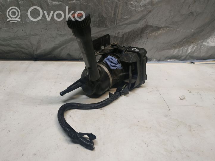 Peugeot 308 Supporto di montaggio della pompa del servosterzo 9684252580