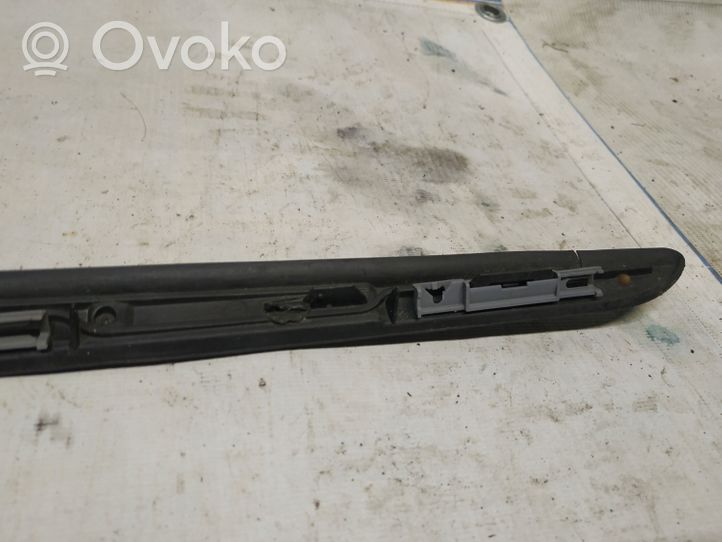 Peugeot 5008 Joint vitre de porte battante arrière 96858533