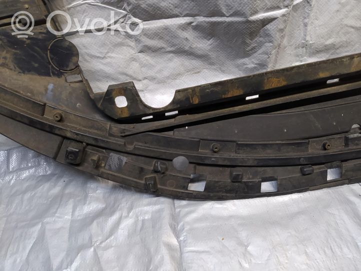 Volvo S60 Engine splash shield/under tray 30795019