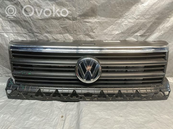 Volkswagen Crafter Maskownica / Grill / Atrapa górna chłodnicy 7C0853653F