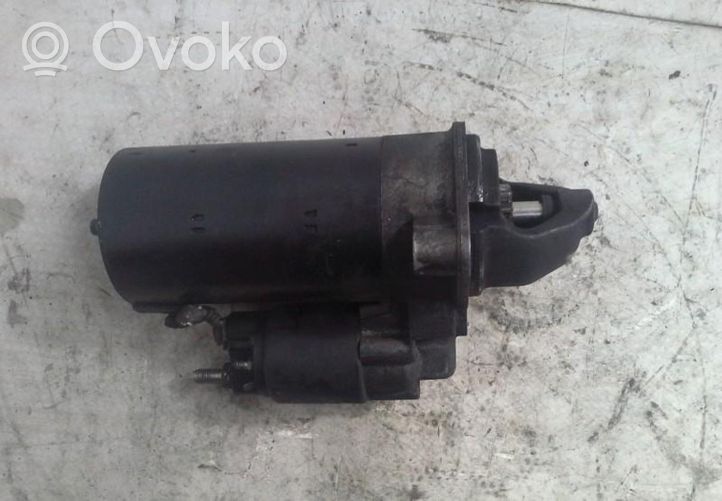 BMW 5 E39 Starter motor 005821830