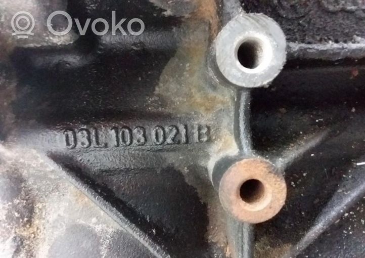 Volkswagen Tiguan Bloc moteur 03L103021B