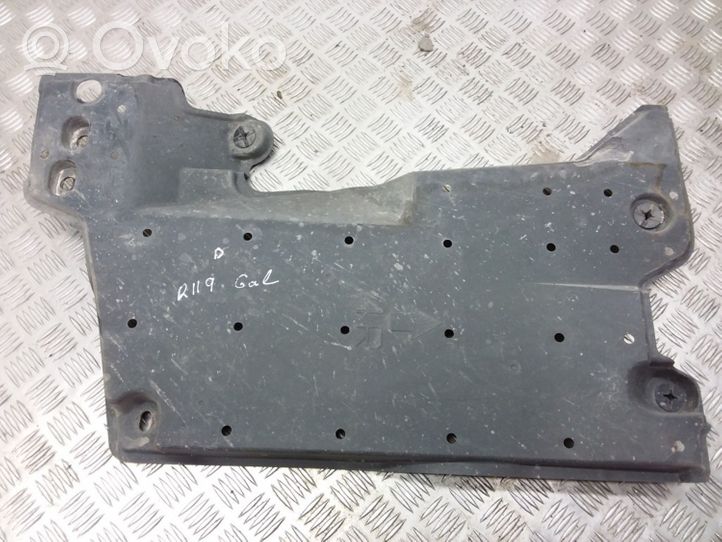 Toyota Prius+ (ZVW40) Couvercle de plateau inférieur 5762747020