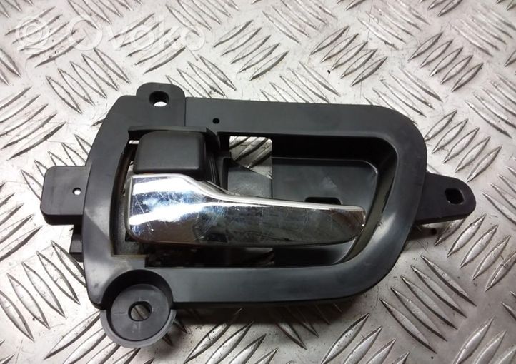 Mitsubishi Outlander Front door interior handle 