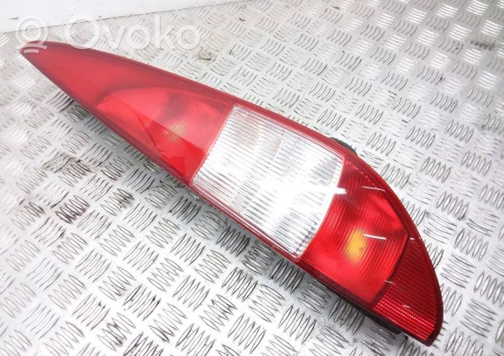 Ford Mondeo Mk III Lampa tylna 