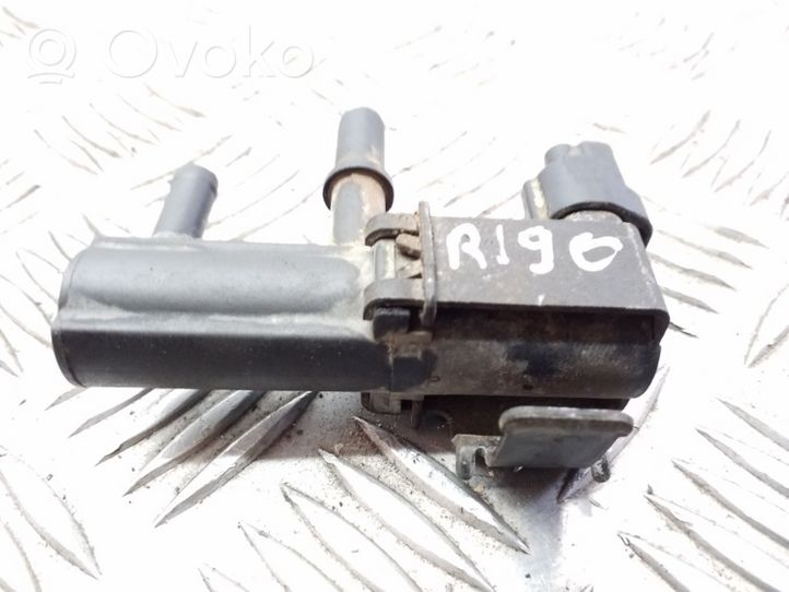 Jaguar X-Type Electromagnetic valve 1362002480