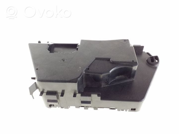 Mercedes-Benz S W220 Seat control module 2208216879