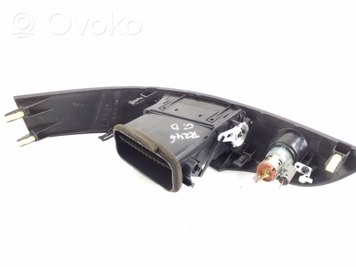 Toyota Corolla Verso AR10 Griglia di ventilazione centrale cruscotto 5567064020