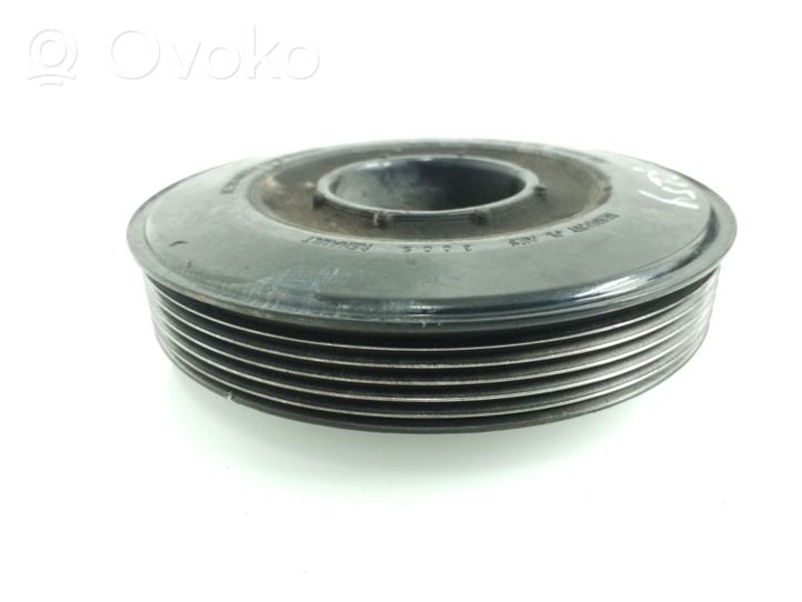 Renault Megane II Crankshaft pulley 8200552236