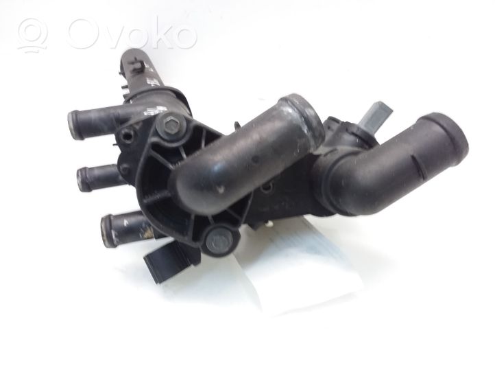 Volkswagen Polo Termostaatin kotelo 032121111AP