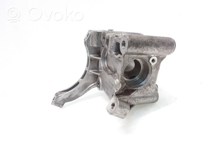 Audi A8 S8 D4 4H Staffa di montaggio del compressore dell’A/C 059145169AN