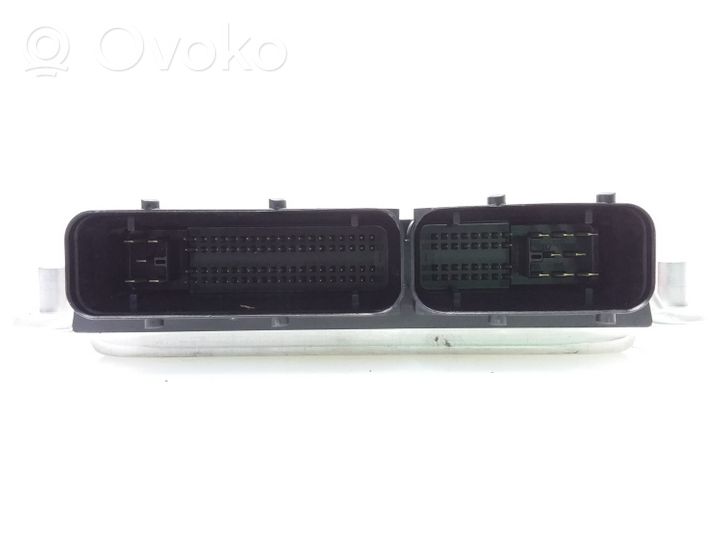 Audi A4 S4 B7 8E 8H Sterownik / Moduł ECU 8E0907401AF